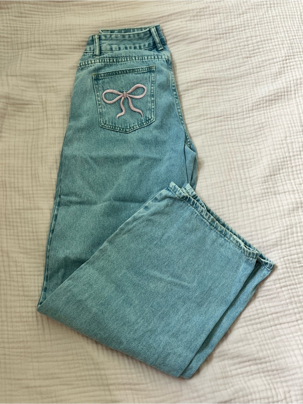 light blue embroidered ribbon wide-leg jeans